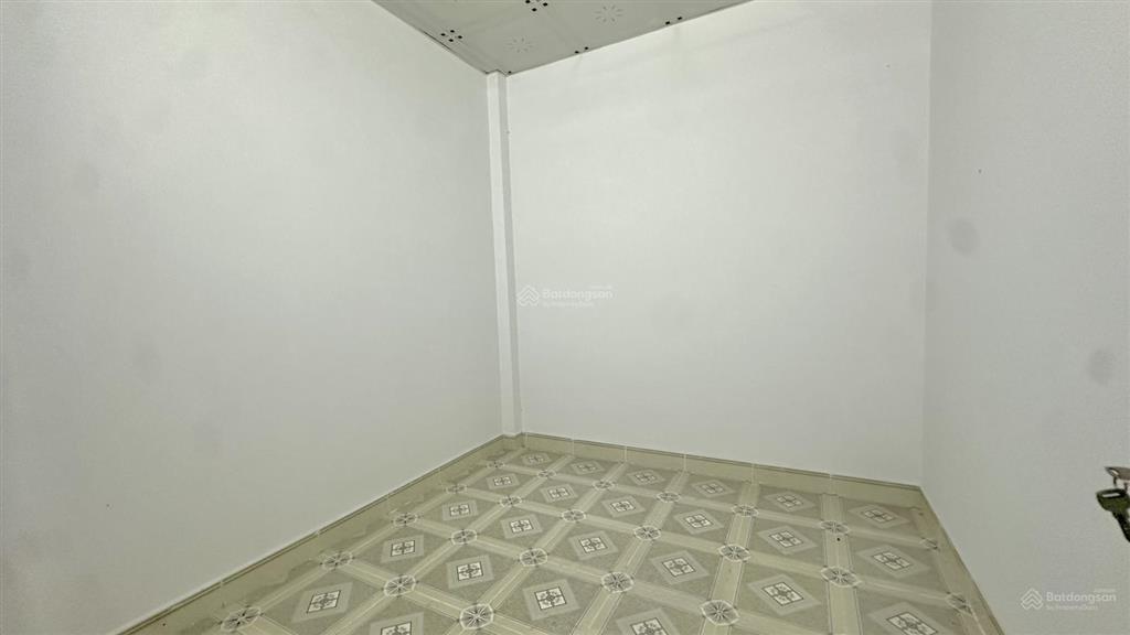 Bán nhà tân đông hiệp gần ngã tư chiêu liêu, 60,6m2, sổ hồng riêng, đường 11m, giá 3,95 tỷ