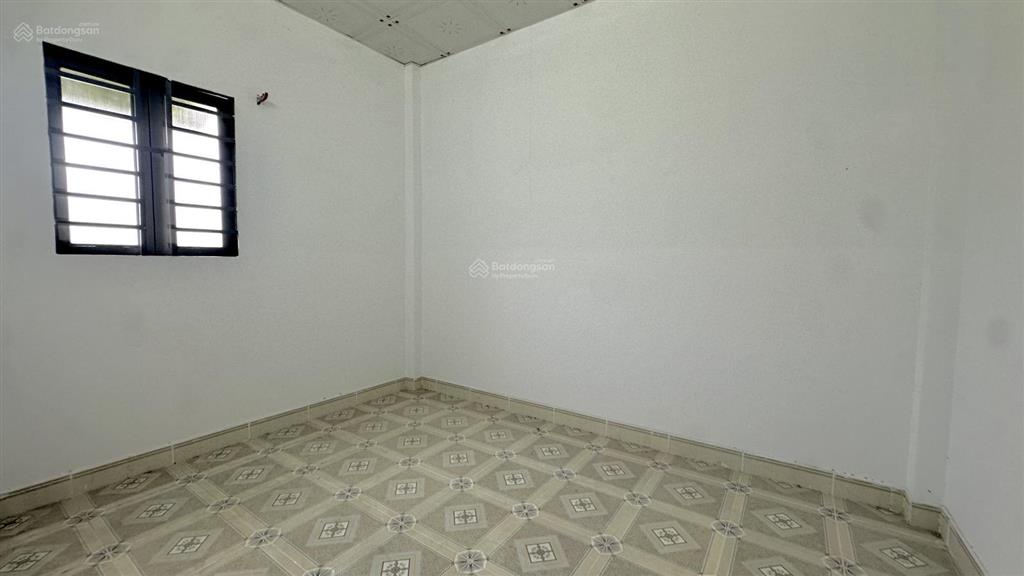 Bán nhà tân đông hiệp gần ngã tư chiêu liêu, 60,6m2, sổ hồng riêng, đường 11m, giá 3,95 tỷ