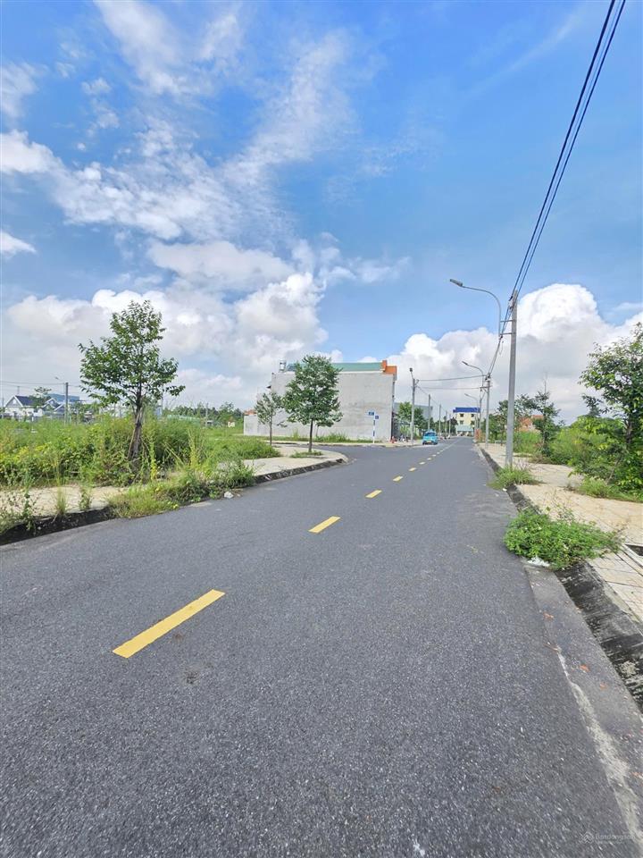 Bán đất tái định cư tân hạnh, biên hoà đường phạm văn diêu  đối diện công viên, 90m2  giá 3,25 tỷ
