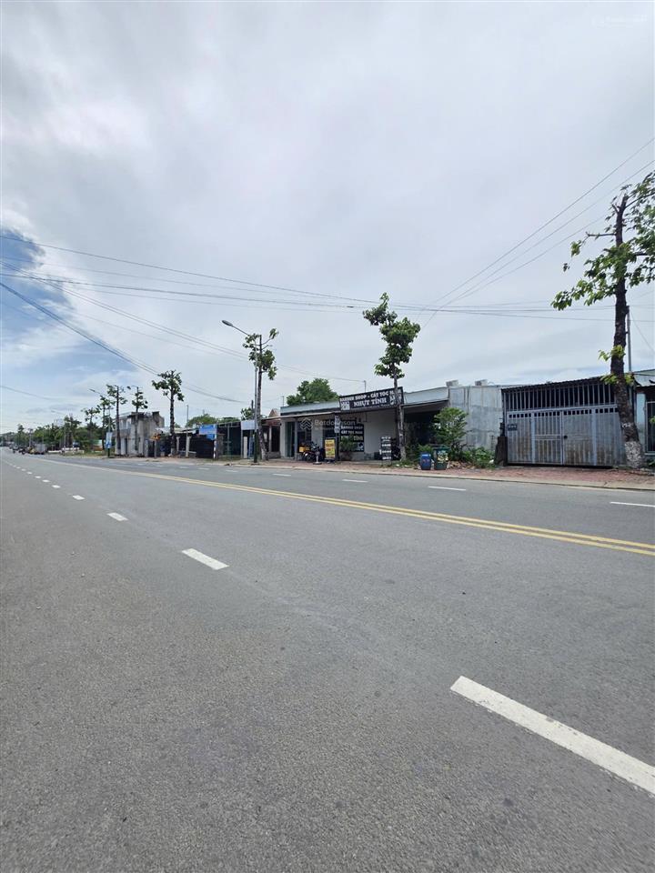685  bán đất mặt tiền bùi thị xuân tân đông hiệp tp.hcm, 109m2, giá 4,3 tỷ