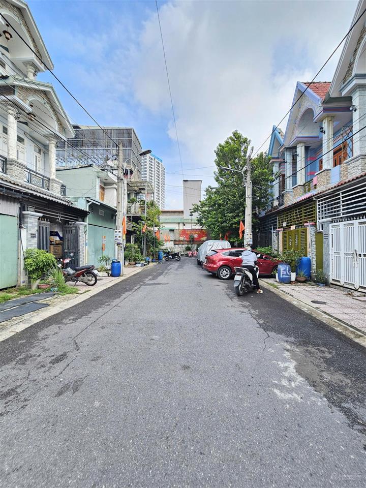 860 bán đất tân đông hiệp gần vincom dĩ an, sổ hồng riêng, 64m2 full thổ cư, đường 10m  3,2 tỷ tl