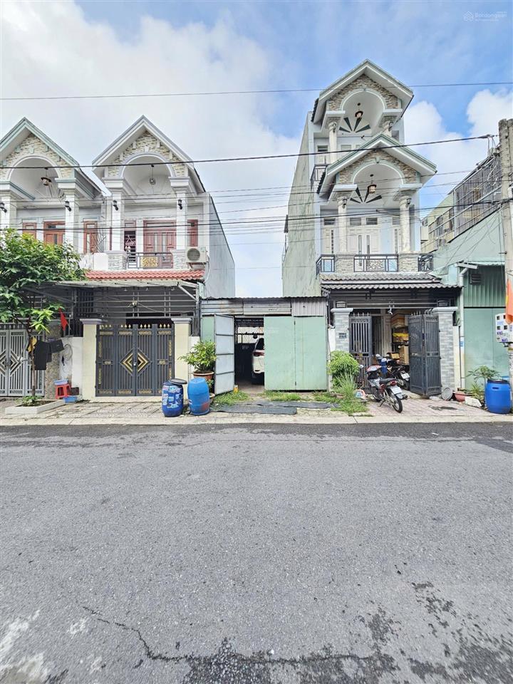 860 bán đất tân đông hiệp gần vincom dĩ an, sổ hồng riêng, 64m2 full thổ cư, đường 10m  3,2 tỷ tl
