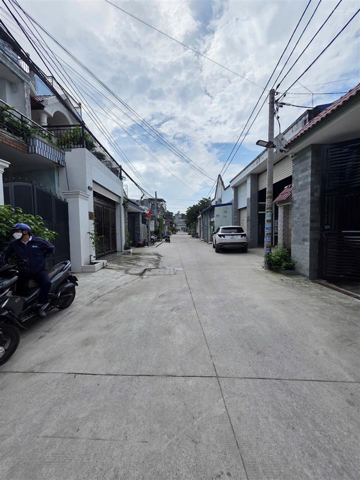 186 bán kho xưởng an phú tp.hcm 492m2 thổ cư 295m2, sổ riêng, đường 7m thông  giá 6,15 tỷ