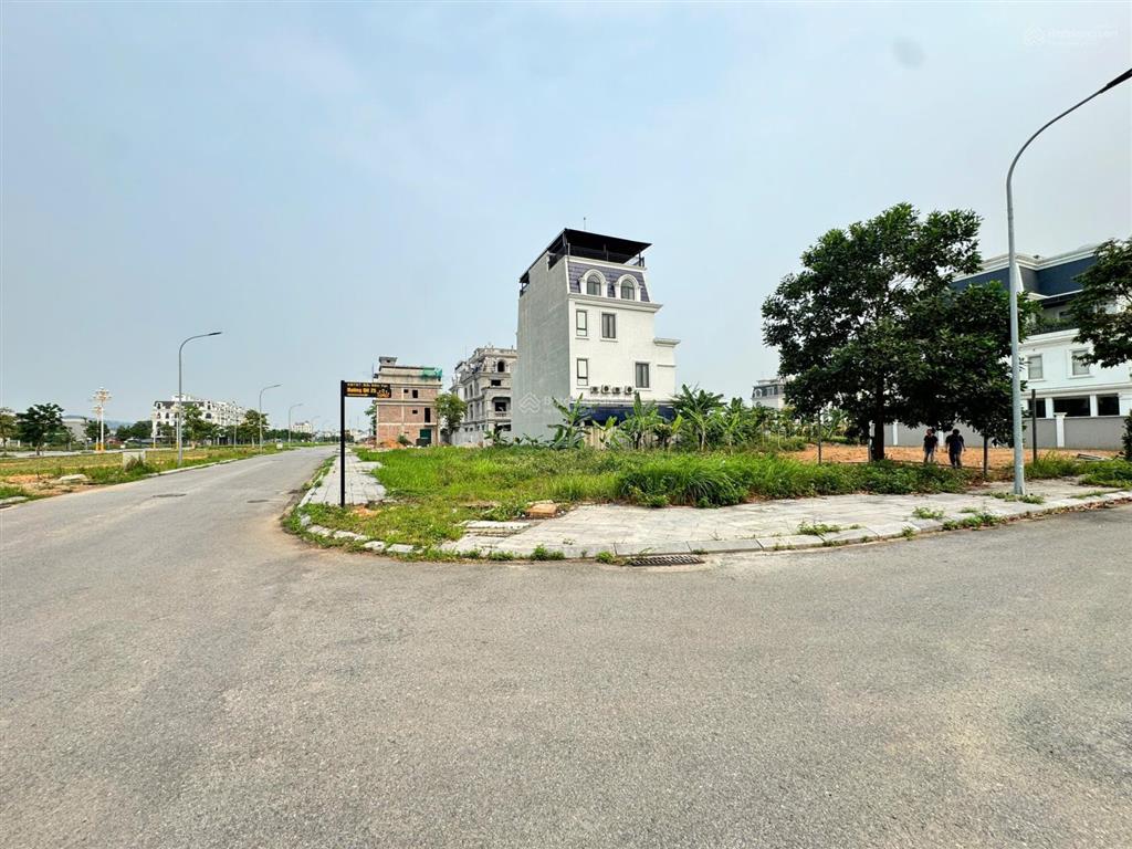 Lô góc 2 mặt tiền chính chủ tại bắc đầm vạc  vĩnh phúc