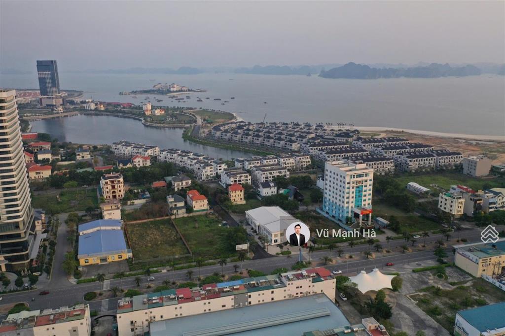 Lô khách sạn đa giác hùng 700m ra biển giá quá hợp lí