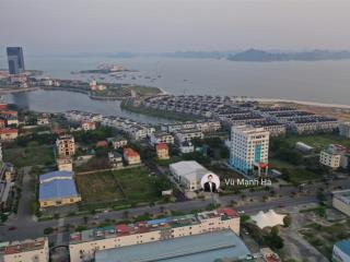 Lô khách sạn đa giác hùng 700m ra biển giá quá hợp lí