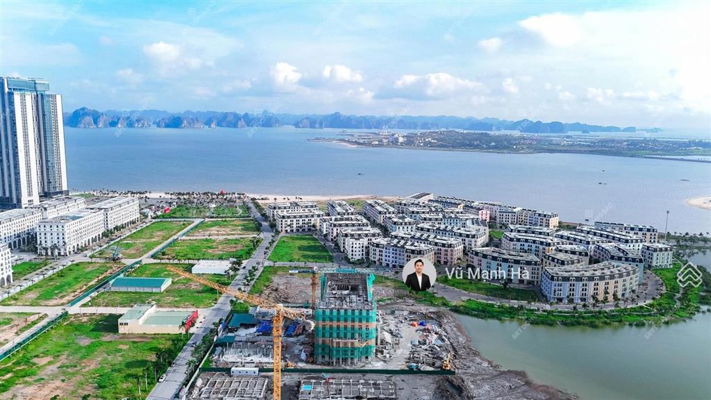Sora bay liền kề vị trí mặt đường chính khu du lịch bãi cháy, cách ga đường sắt cao tốc chỉ 5 phút