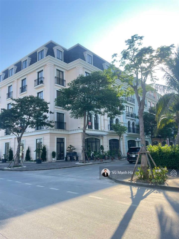 Harbor bay căn góc view hồ nhạc nước cách biển 100m
