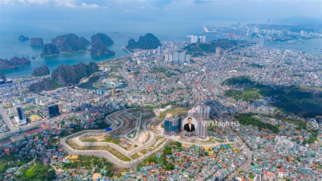 Liền kề đồi ngân hàng cạnh nhà ở xã hội