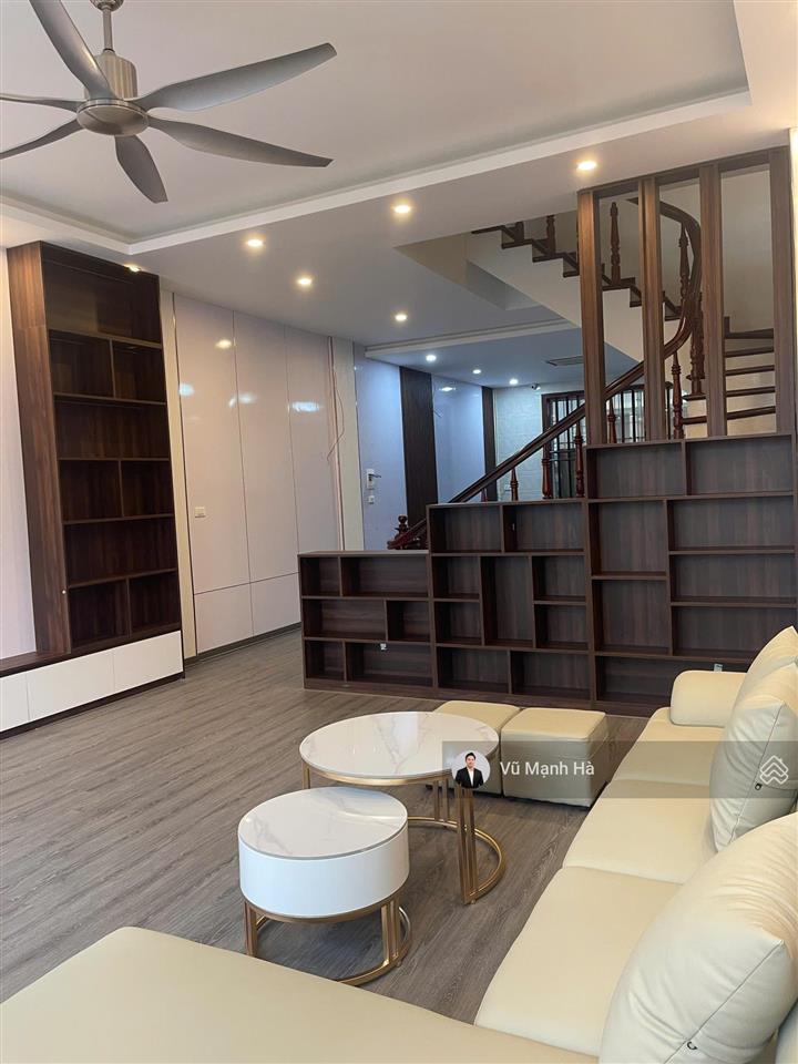 Liền kề san hô mặt đường to nội thất đẹp hàng hot