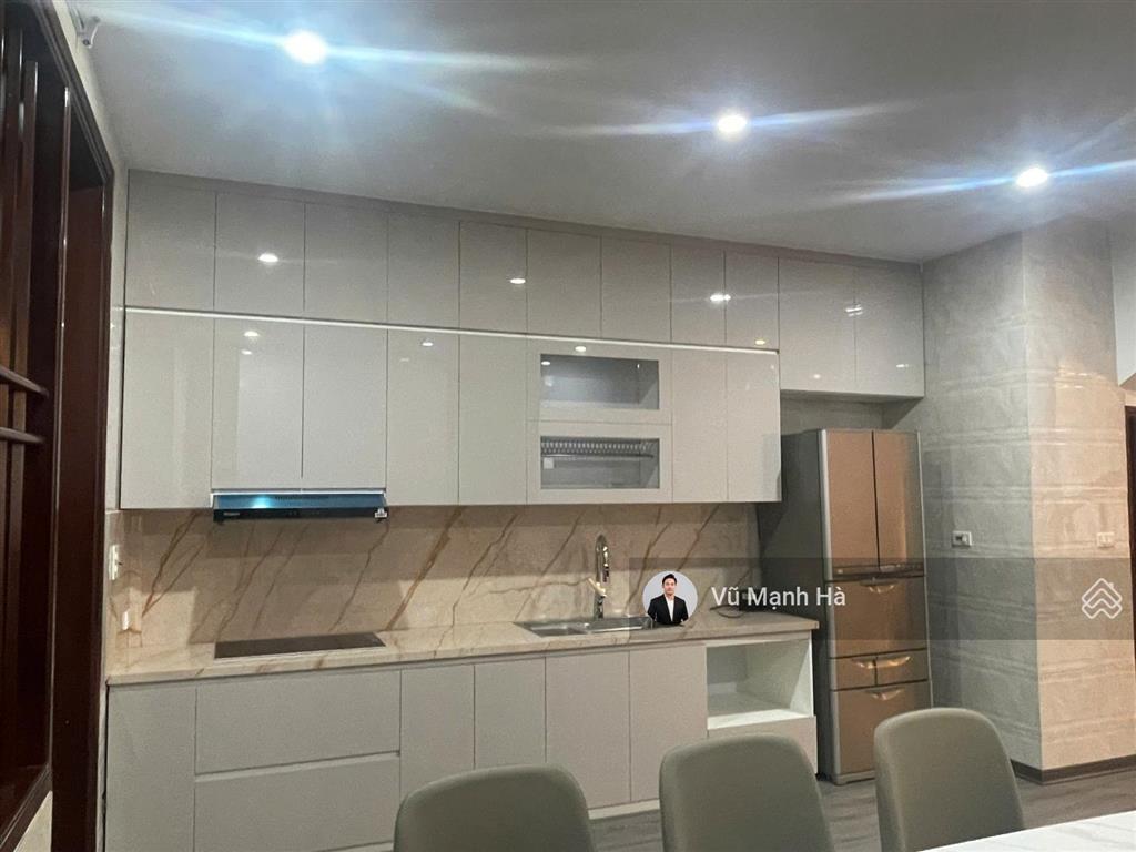 Liền kề san hô mặt đường to nội thất đẹp hàng hot