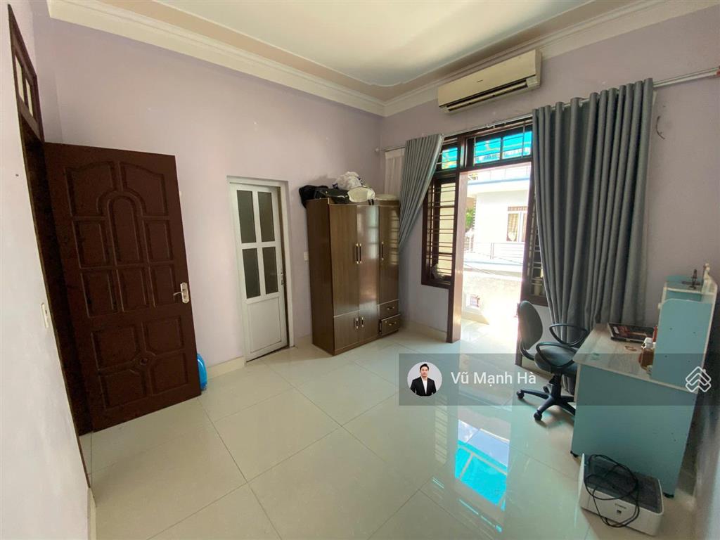Nhà 3 tầng phố anh đào, cạnh đường hậu cần bãi cháy
