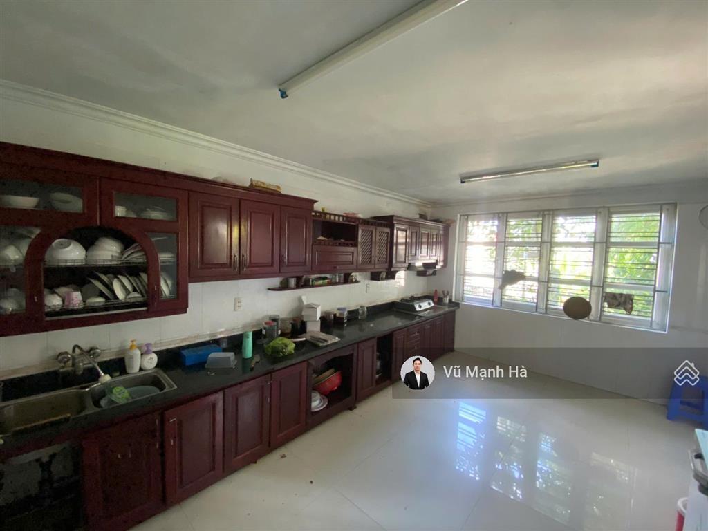 Nhà 3 tầng phố anh đào, cạnh đường hậu cần bãi cháy