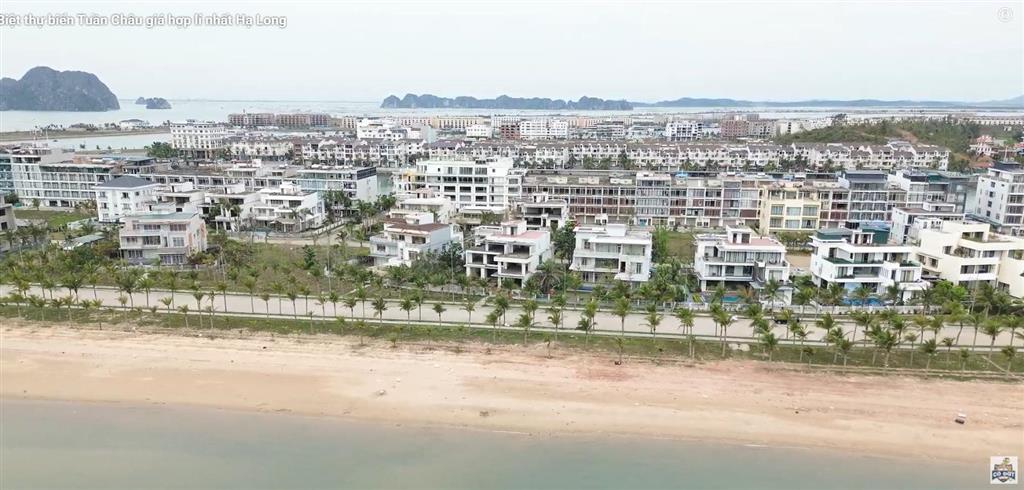Lô biệt thự mặt biển tuần châu hiếm có, một bước chạm cát