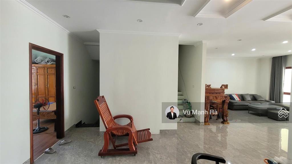 Bán căn nhà rộng thuộc trục chính khu đô thị nam ga