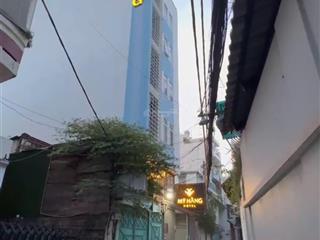 Bán khách sạn khu phan xích long. phường 7. quận phú nhuận.