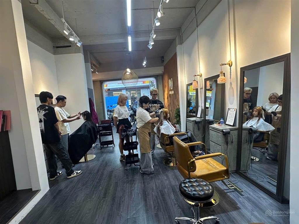 Bán nhà mặt tiền lê văn sỹ, phường 10, q.phú nhuận. tp.hcm