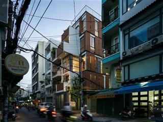 Nhà 5 tầng bùi văn thêm phú nhuận. dt 5,5 x 17m. công nhận 85m². kc 5 tầng. giá 20 tỷ
