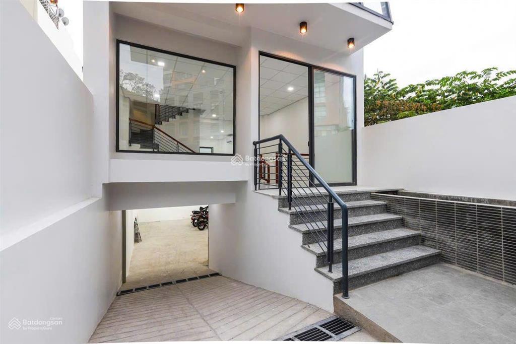 Bán nhà nguyễn gia trí, q. bình thạnh,4x18 cn 80m2, hầm 4 tầng, hđt 50tr vị trí đắc địa giá 23 tỷ