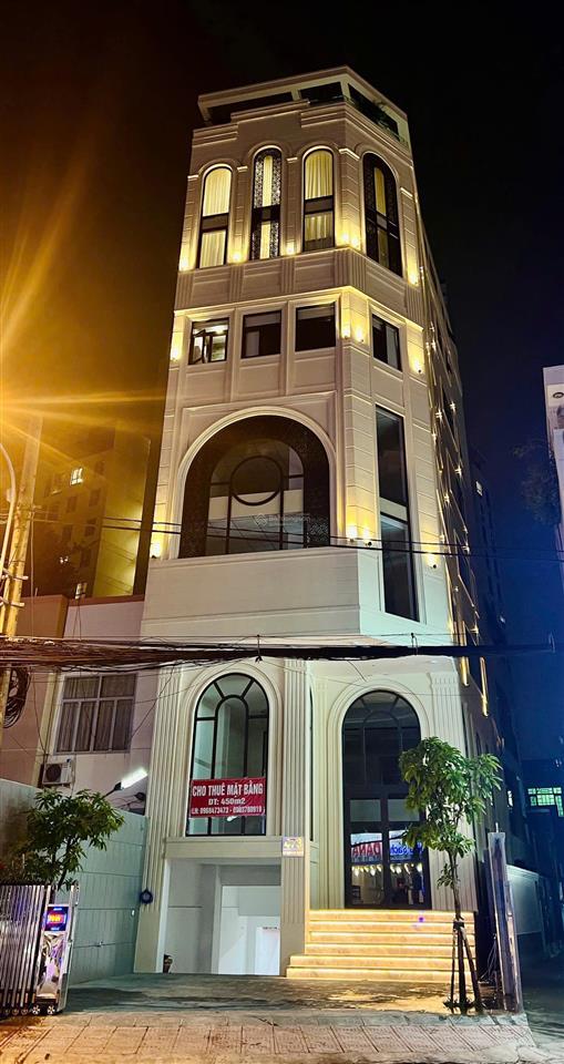 Góc 2 mặt tiền lê quang định, dt 8mx24m. cn 190 kết cấu hầm + 7 tầng + hđt 190tr/tháng giá 60tỷ