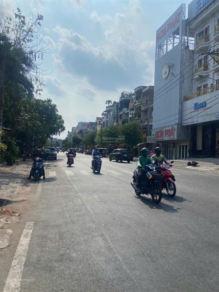 Bán nhà 2mt chu văn an. q.bình thạnh. dt 4 x 20cn 72.1m 4 tầng + lửng + sân thượng. giá 25tỷ