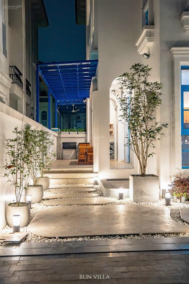 Cần bán gấp căn biệt thự mặt biển rẻ nhất thị trường sun feria