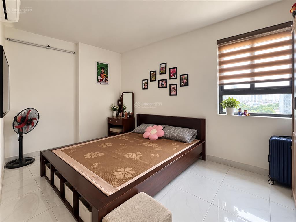 Chung cư rice city sông hồng  căn góc 69.2m2 2pn  2wc. tầng trung. view đẹp. full nội thất ở ngay