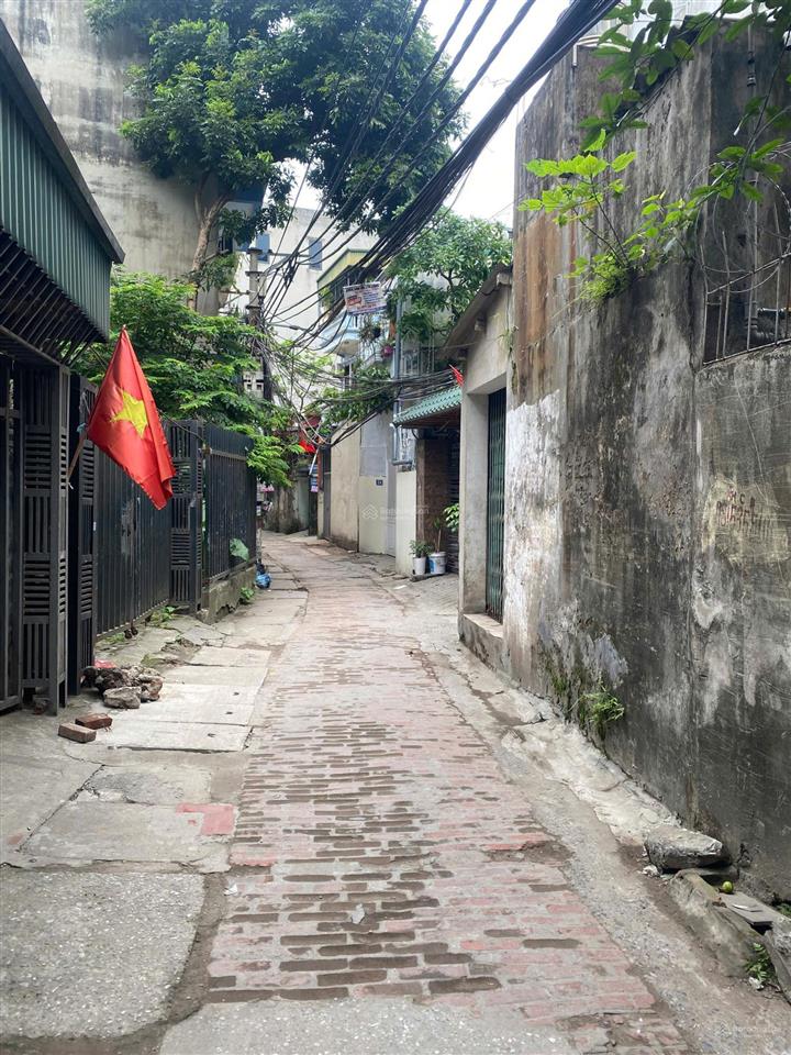 "ô tô đỗ cửa mặt ngõ kim giang s 75m2 ở ngay  16.3 t.ỷ