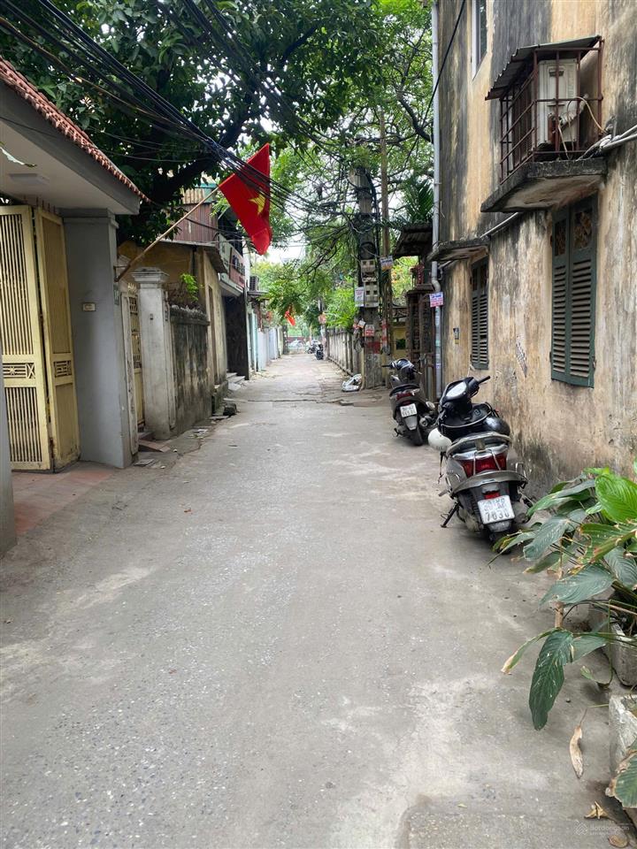 "ô tô đỗ cửa mặt ngõ kim giang s 75m2 ở ngay  16.3 t.ỷ