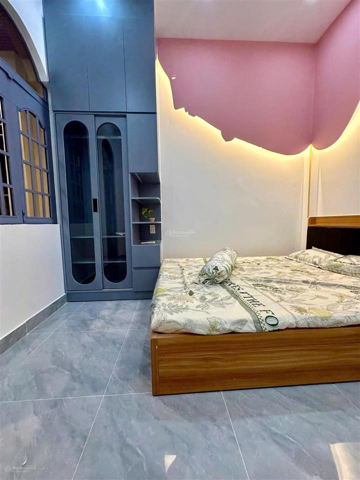 Chỉ 5.6 tỷ nhà gv 32.4m2 khu sân bay, sát mt nguyễn văn công p3, 2 tầng 3pn, full nt ở ngay