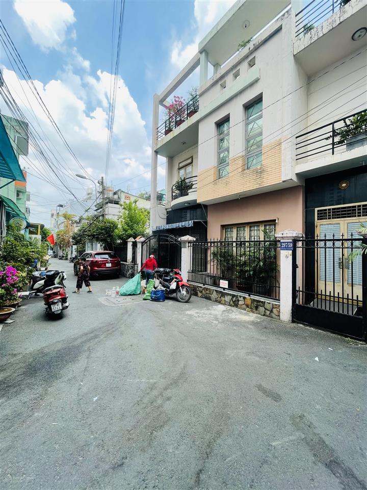 Ngay chợ an nhơn, hxt 1 trục, sát mt, 3 tầng kiên cố, 3pn, (3.8 x 12m), vị trí kinh doanh đa ngành