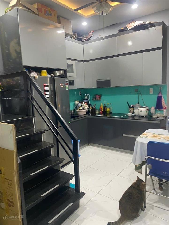 Gần cityland nguyễn văn lượng, 33m2, 3 tầng btct 3pn hxh  đang cho thuê 10tr/th  chỉ 4,65 tỷ