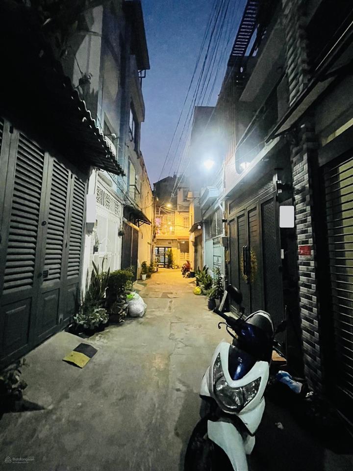 Gần cityland nguyễn văn lượng, 33m2, 3 tầng btct 3pn hxh  đang cho thuê 10tr/th  chỉ 4,65 tỷ