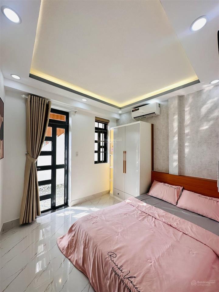 Đối diện ubnd quận, nhà mới ở ngay 36m2, full nt. chỉ 4.18 tỷ tl