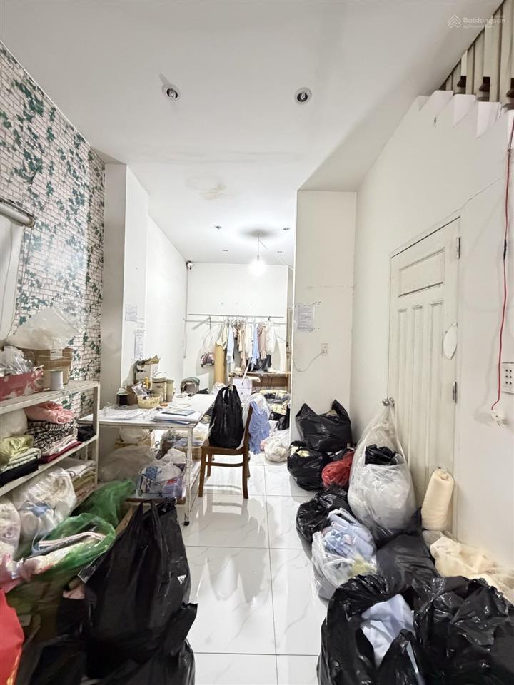 Nhà 3 mặt thoáng  55m2  xh thông  giáp cv  cạnh lotte nguyễn văn lượng  chỉ nhỉnh nhẹ 6 tỷ.
