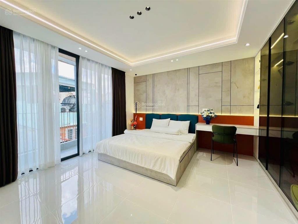 Ngang hơn 7m  hẻm xe hơi  5 tầng sân thượng  50m ra mt  nội thất xịn  chỉ 6.9 tỷ