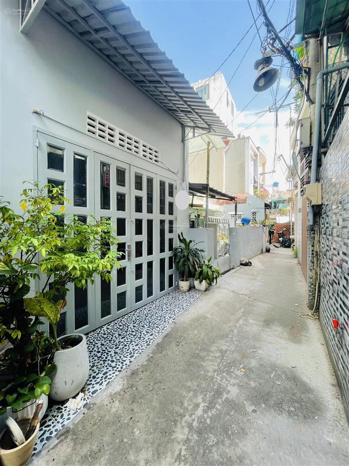 Cách 30m ra hẻm xe tải thông  nhà c4 50m2 ngay cityland nguyễn văn lượng  đang cho thuê 7tr/th