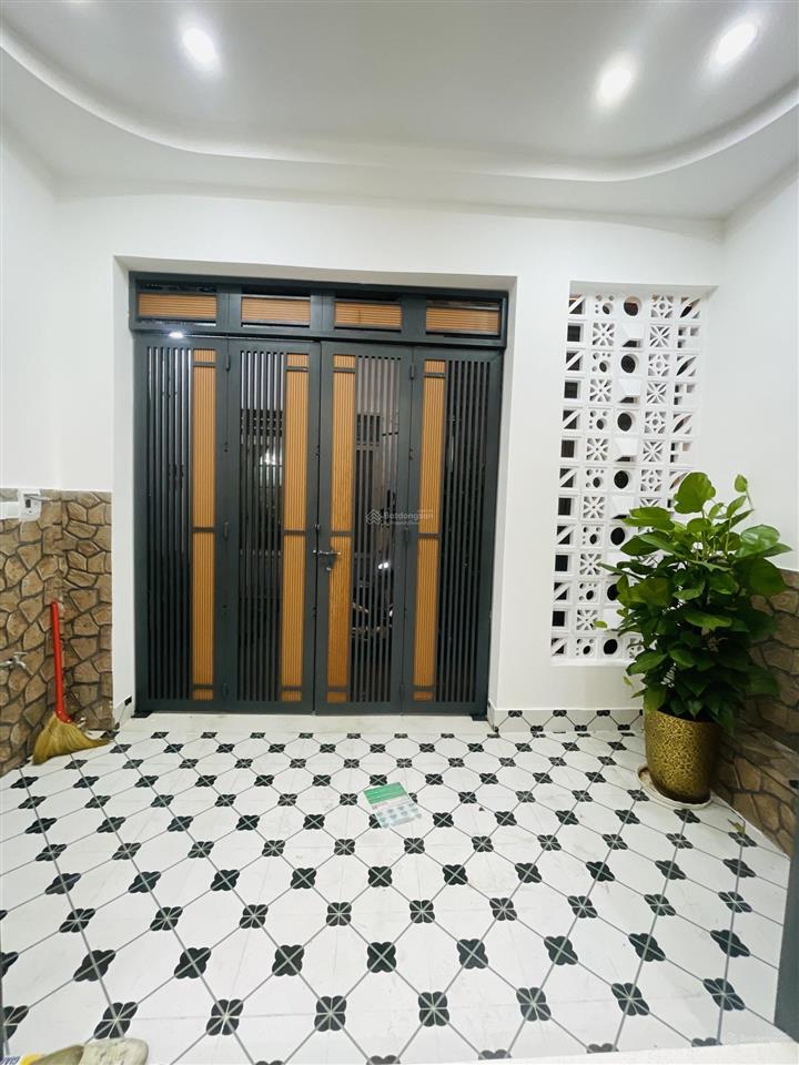 2 căn ra hxh thông  khu cv làng hoa  3 tầng  (4,5 x 9,5m)  3pn  full nt ở ngay