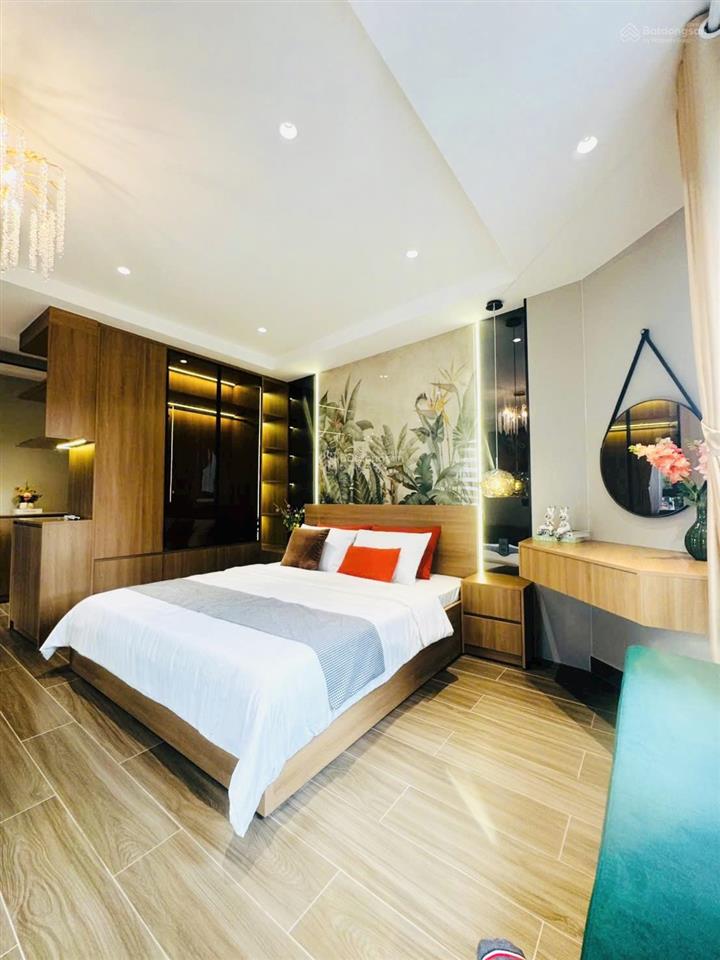 Chỉ 7.48 tỷ  nhà mới xây 5 tầng  54m2  gần cv làng hoa  ô tô đỗ cửa  căn góc 3 mặt thoáng