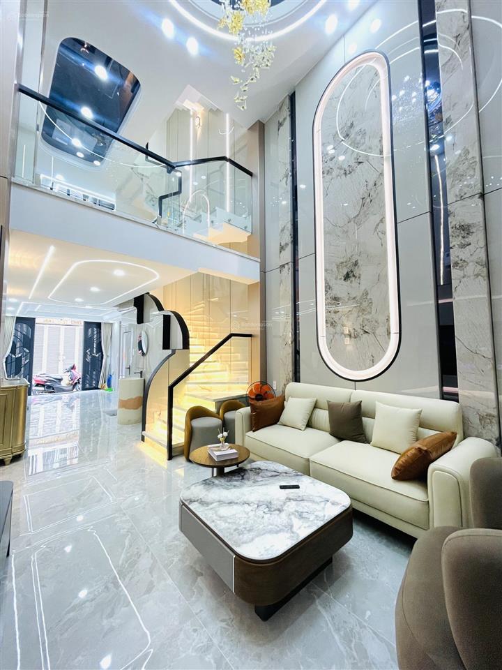 7.95 tỷ  xây mới 100% 5 tầng  hxh tránh nhau  kqh klg  40m2  ngay trường phan chu trinh gv