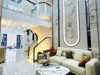 7.95 tỷ  xây mới 100% 5 tầng  hxh tránh nhau  kqh klg  40m2  ngay trường phan chu trinh gv