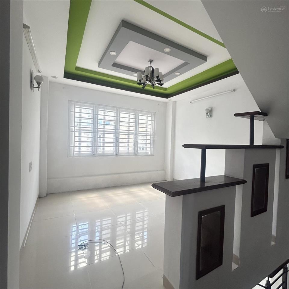 Ngay trường võ thị sáu gv  khu nhà cao tầng  hxh  5 tầng  5pn  41m2  chỉ 6 tỷ
