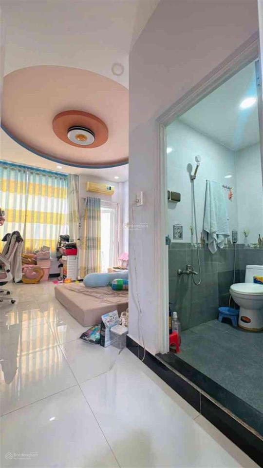 Nhà 4 tầng bông sao p.05 q8.hxh 6m.gần công viên .dân trí cao