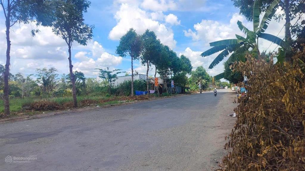 Ngân hàng thanh lý đất ở tt ngã sáu