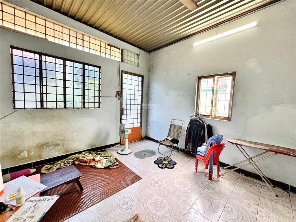 Bán nhà  nguyễn xí bình thạnh  gần siêuthị gigamall  phạm văn đồng  72m2  ngang 5,2m  9 t.y