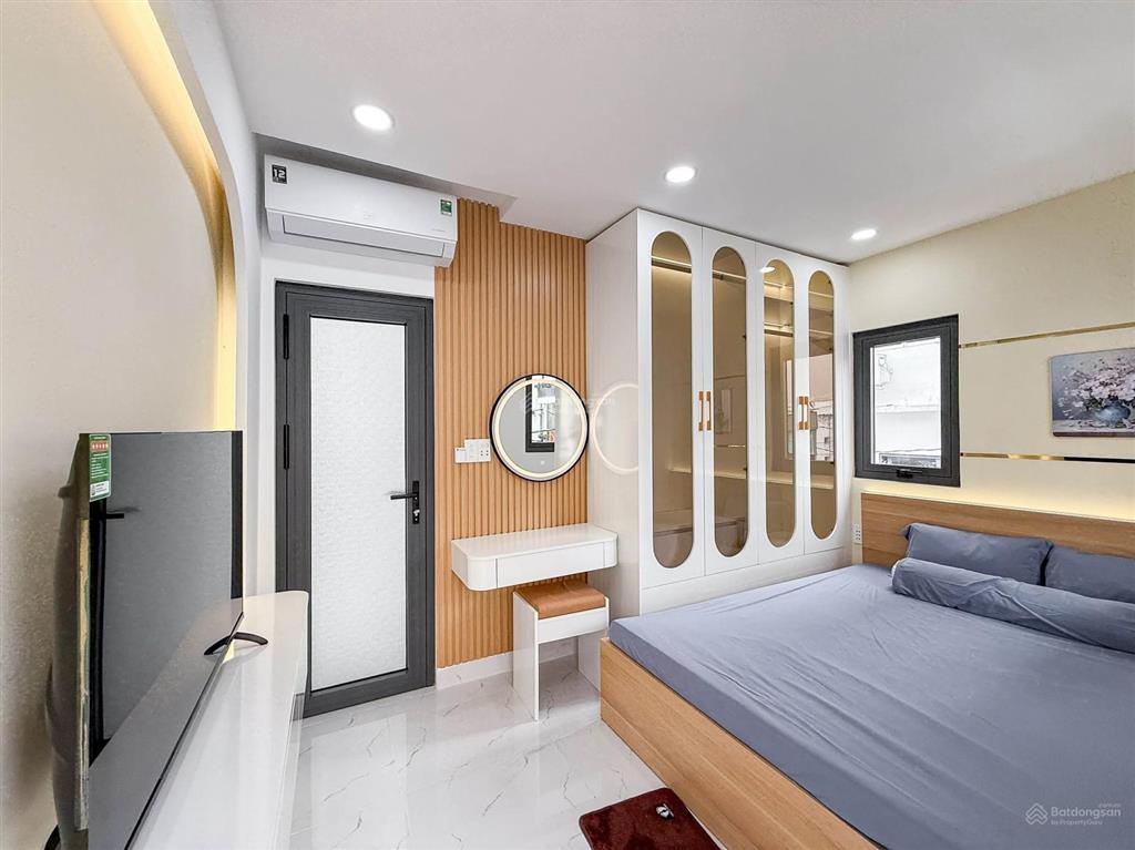 Bán nhà gần siêu thị emart, bình thạnh, mới ở ngay, 3pn, 6,95 tỷ