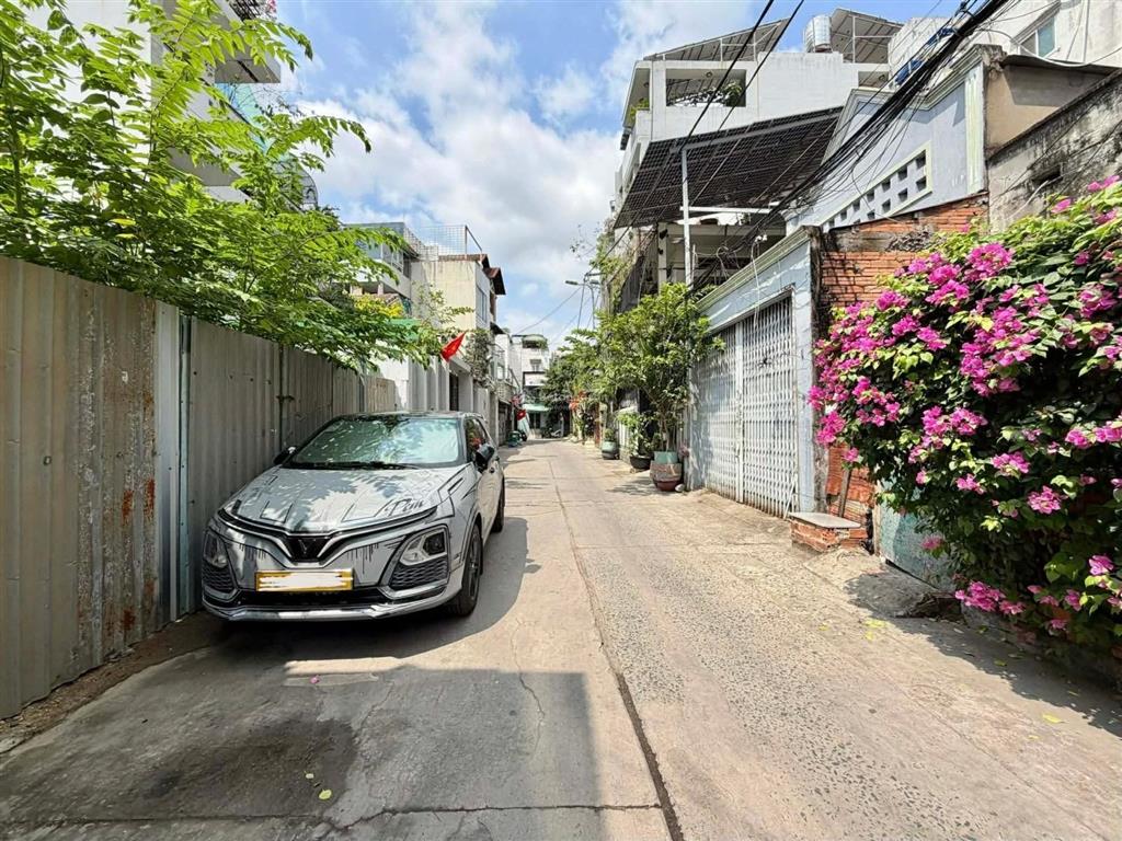 Bán đất bình thạnh, hẻm xe hơi, 51m2, ngang lớn 3,7m, shr, 7,75 tỷ.