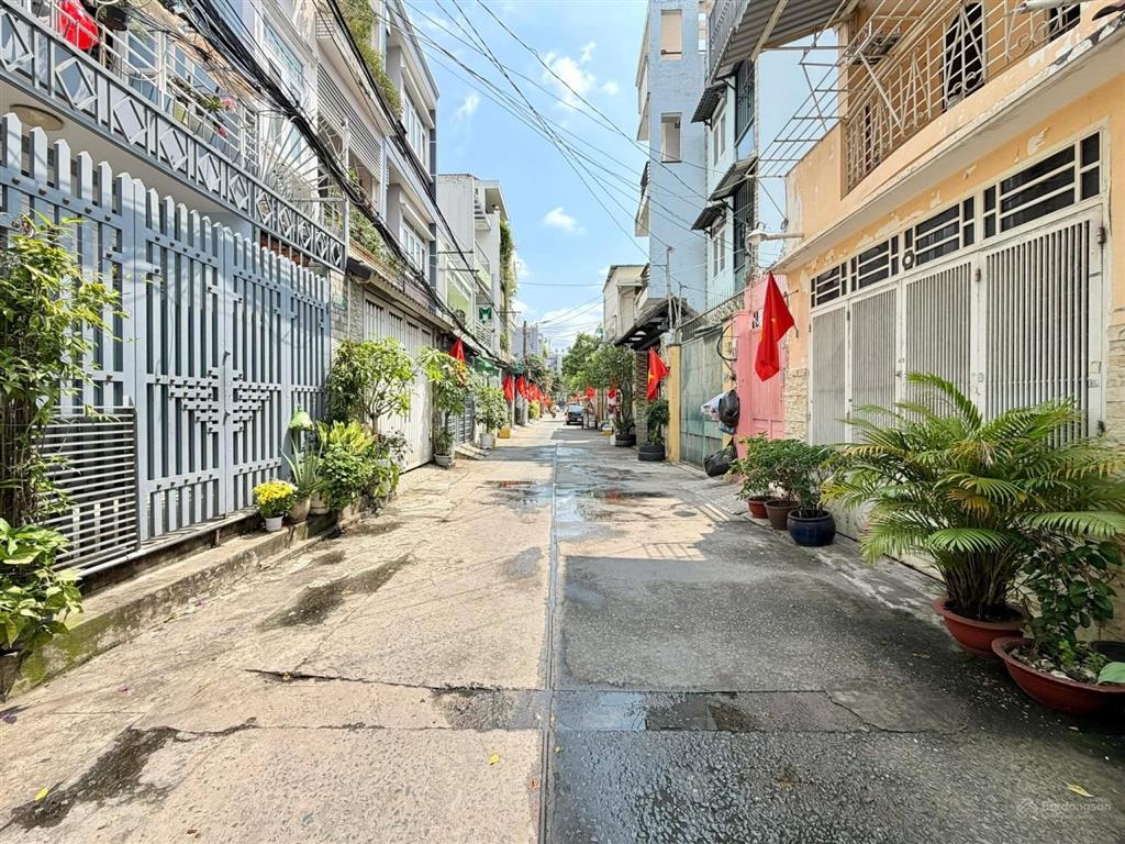 Bán đất bình thạnh, hẻm xe hơi, 51m2, ngang lớn 3,7m, shr, 7,75 tỷ.