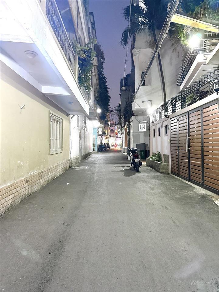 Bán đất, bình thạnh, giáp quận 1, xây 6 tầng, 52m2, 7,4 tỷ