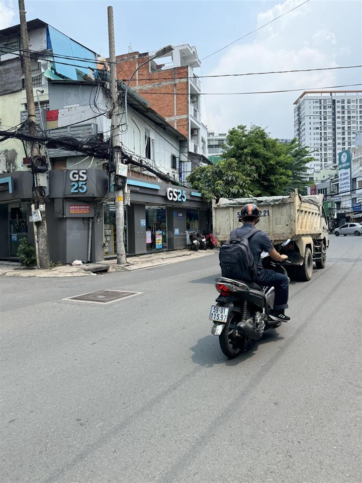 Bán nhà đường d1, q. bình thạnh, 4 tầng btct, sẵn dòng tiền cho thuê, 3,65tỷ.